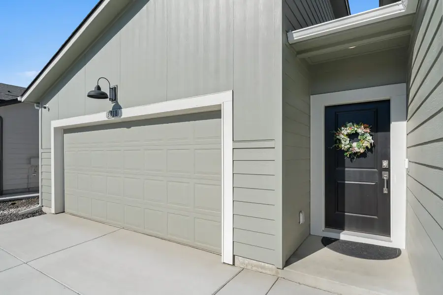 3718 S Wapiti Ln, Spokane Valley, WA 99206 - #2