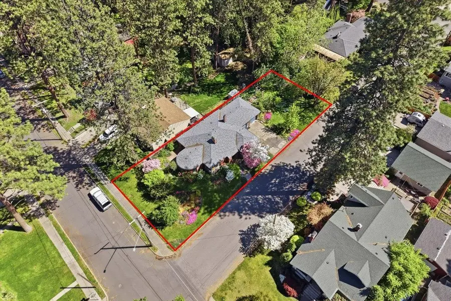 1803 S Arthur St, Spokane, WA 99203 - #2