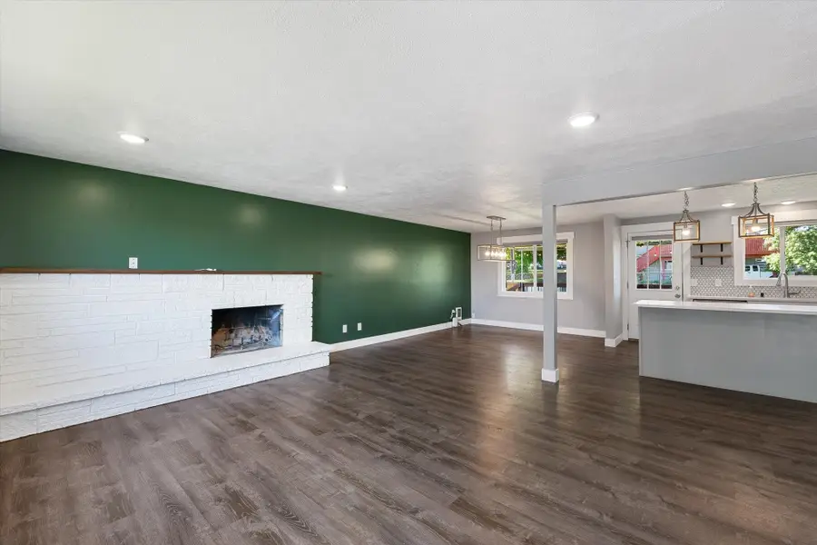 1820 5th St Ave, Cheney, WA 99004-1927 - #2