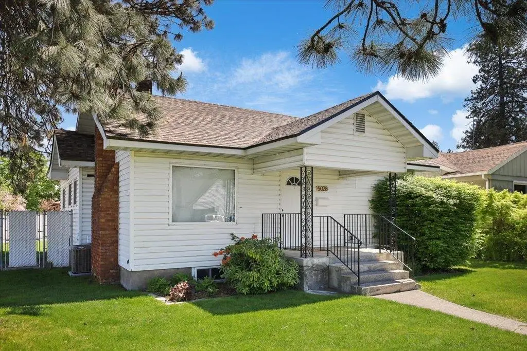 5028 N Walnut St, Spokane, WA 99205 - #1