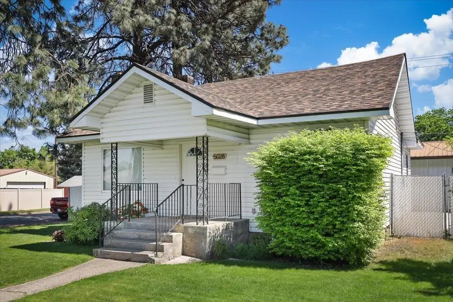 5028 N Walnut St, Spokane, WA 99205 - #3