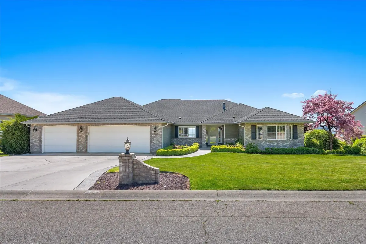8720 E Woodland Park Dr, Spokane, WA 99217 - #1