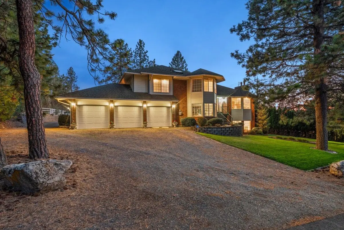 5218 E 25th Ave, Spokane, WA 99223 - #1