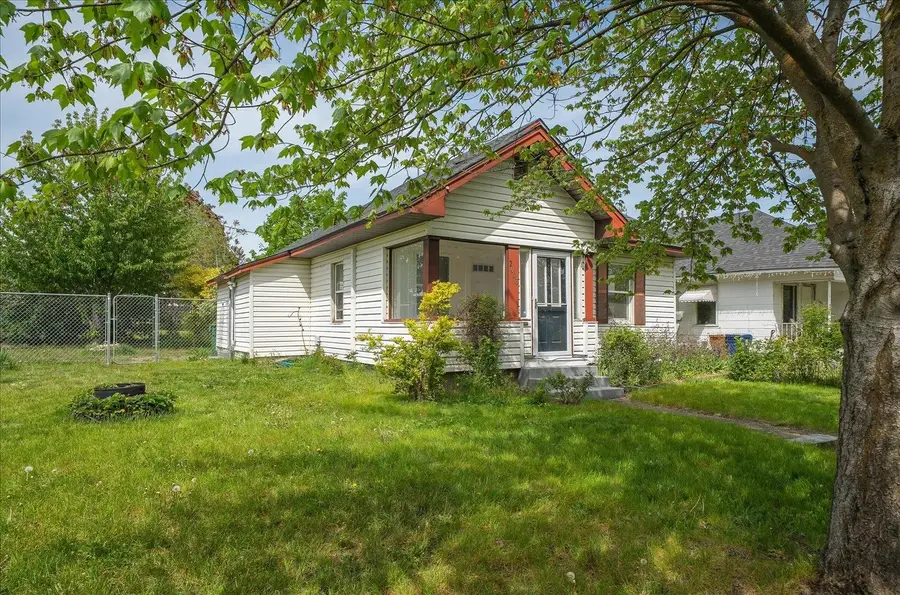 2003 E Grace Ave, Spokane, WA 99207 - #3
