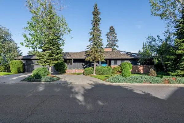 8422 N Northview Rd, Spokane, WA 99208