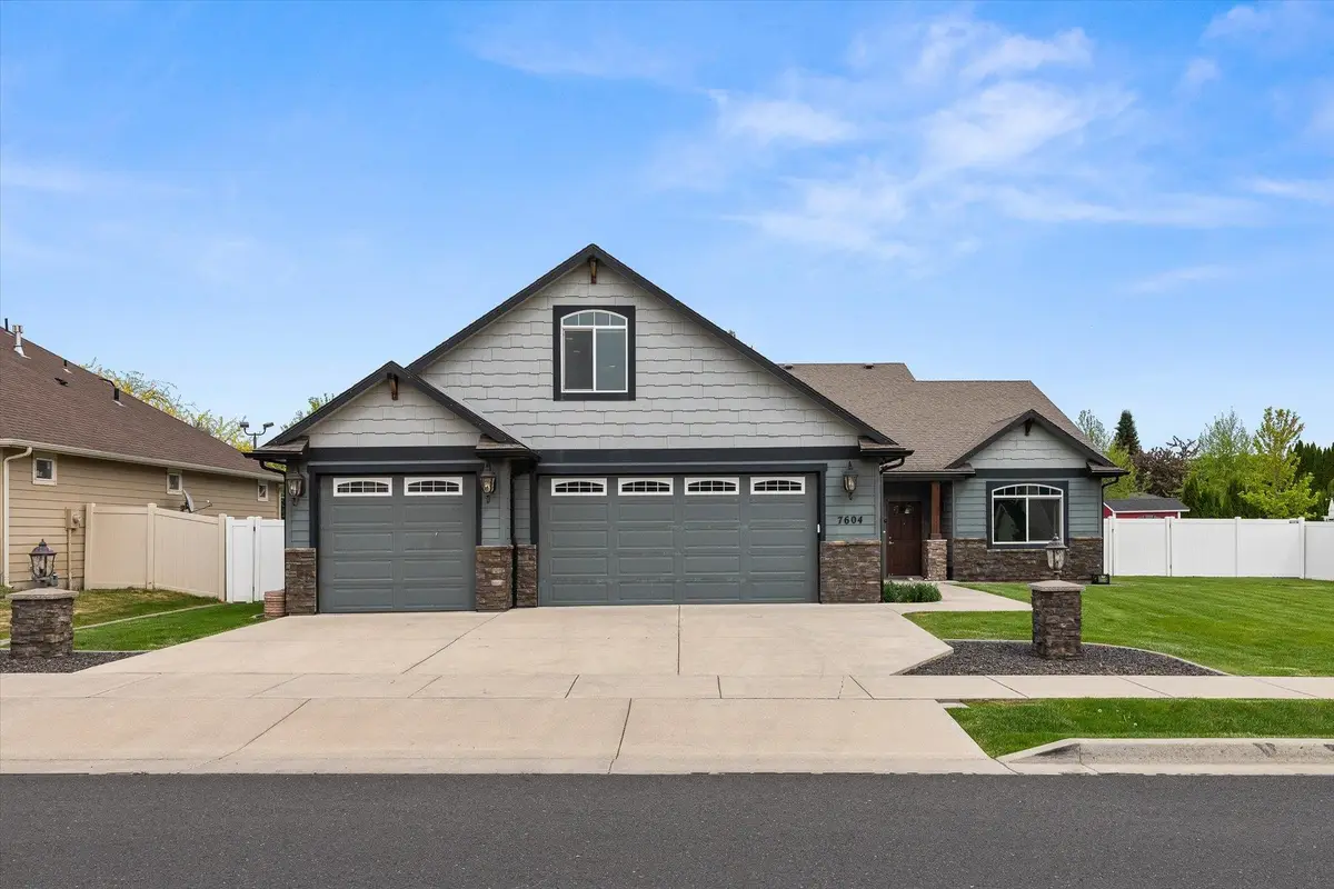 7604 N E St, Spokane, WA 99208 - #1