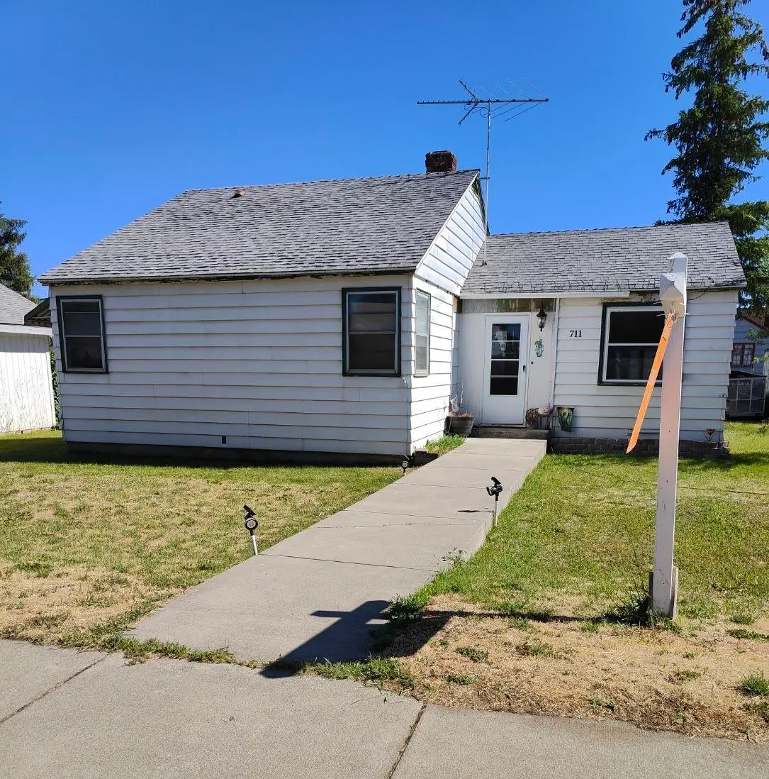 711 Washington St, Davenport, WA 99122 - #1