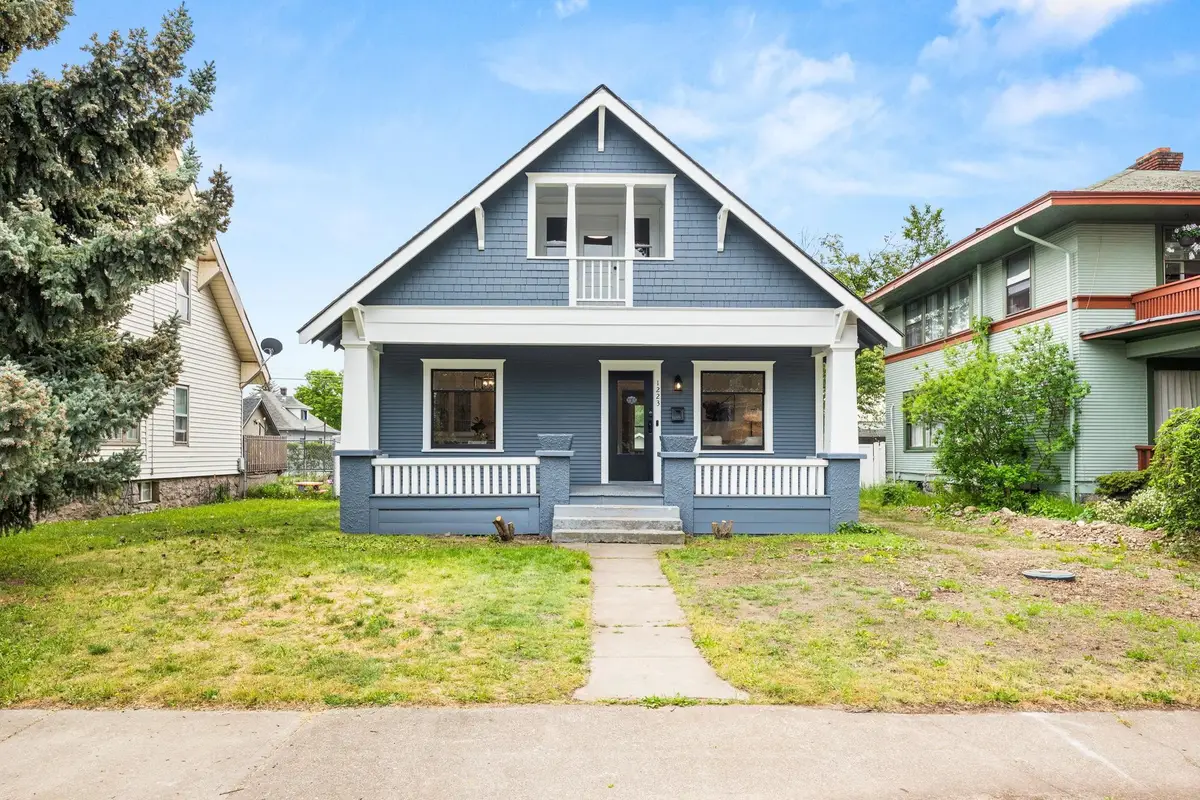 1223 W Cleveland Ave, Spokane, WA 99205 - #1