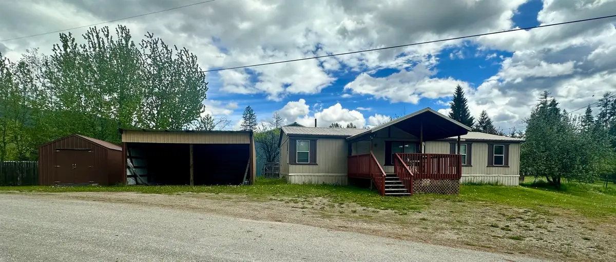 201 W Wisconsin Ave, Ione, WA 99139 - #1