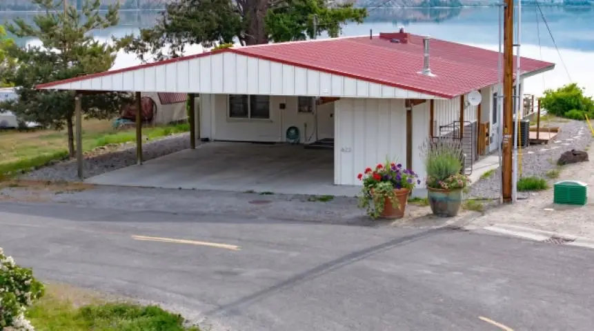 622 1st Street St, Brewster, WA 98812 - #1