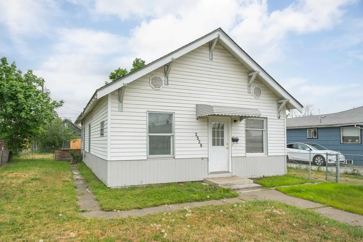 2528 E Rowan Ave, Spokane, WA 99207 - #1