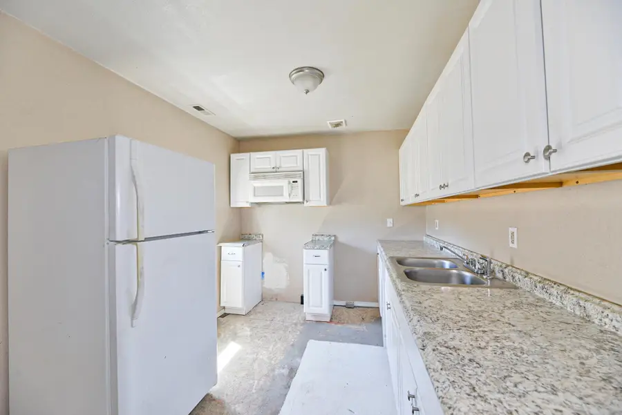 1808 E 4th Ave, Spokane, WA 99202 - #3
