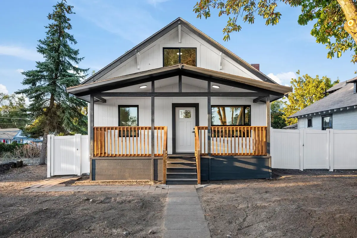 2911 E Fairview Ave, Spokane, WA 99207 - #1