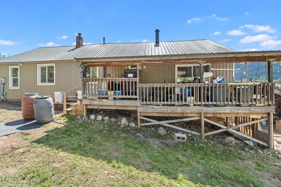 2083 Marble Valley Basin Rd Rd, Addy, WA 99101 - #3