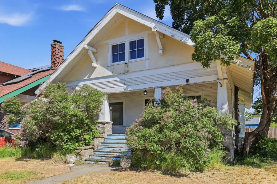 1204 W Mansfield Ave, Spokane, WA 99205 - #2