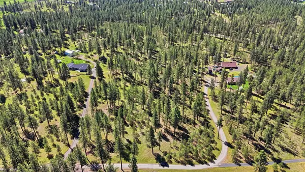 2205 W Dynamite Ln, Spokane, WA 99224