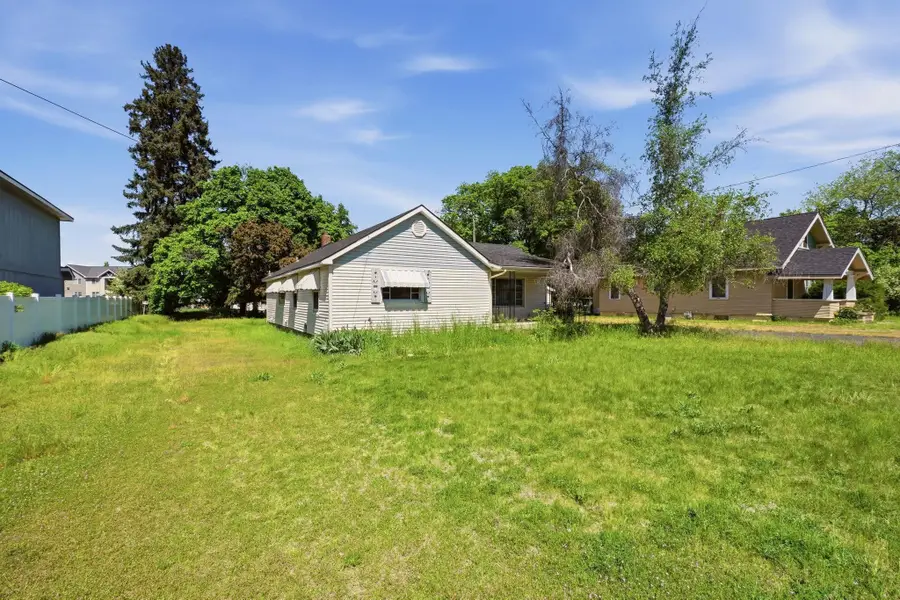 10121 E 4th Ave, Spokane Valley, WA 99206 - #3