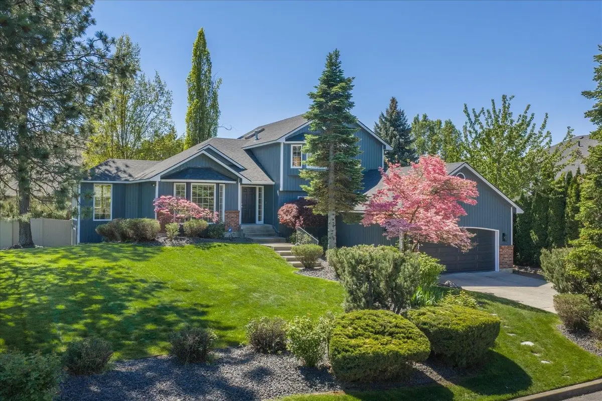 3814 E 49th Ave, Spokane, WA 99223 - #1