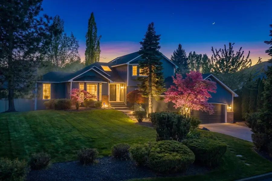 3814 E 49th Ave, Spokane, WA 99223 - #2