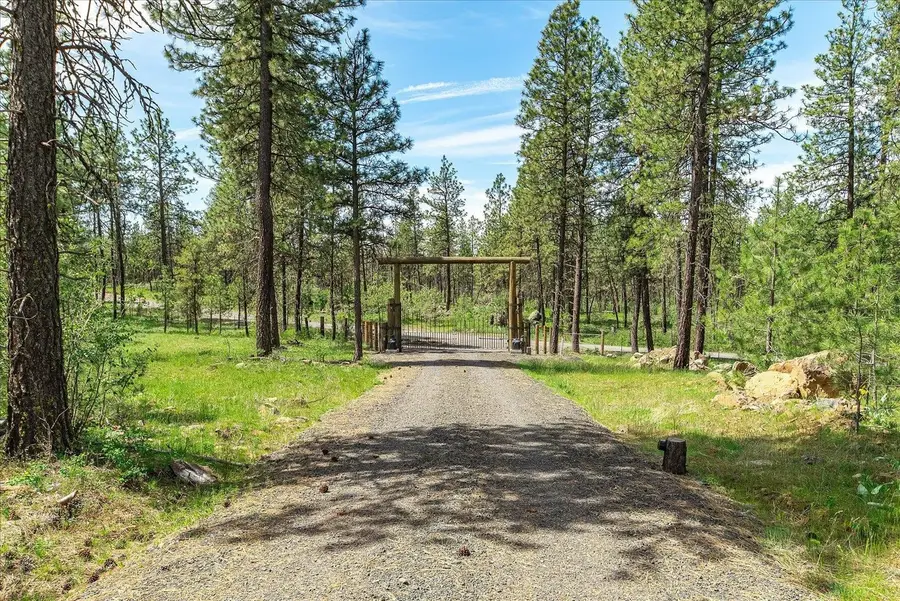 23755 S Ritchey Rd, Cheney, WA 99004 - #3