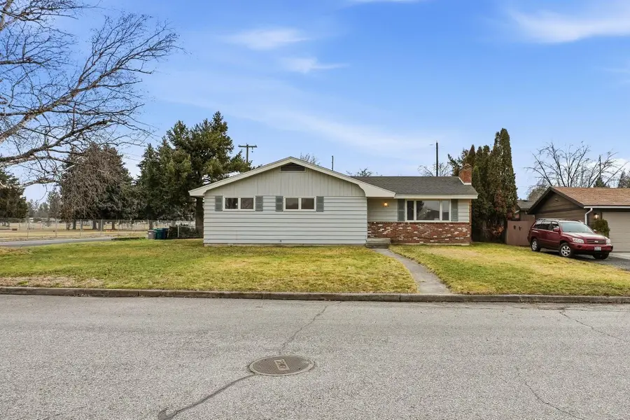 11822 E 15th Ave, Spokane Valley, WA 99206 - #3