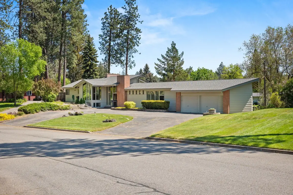 11708 E 19th Ave, Spokane Valley, WA 99206 - #1