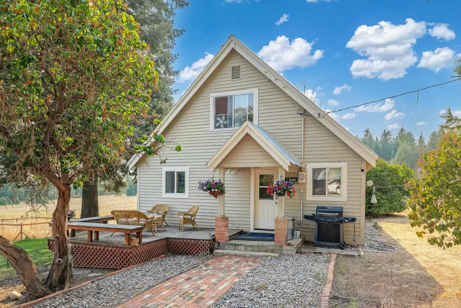 8410 W Valley Rd, Clayton, WA 99110 - #2