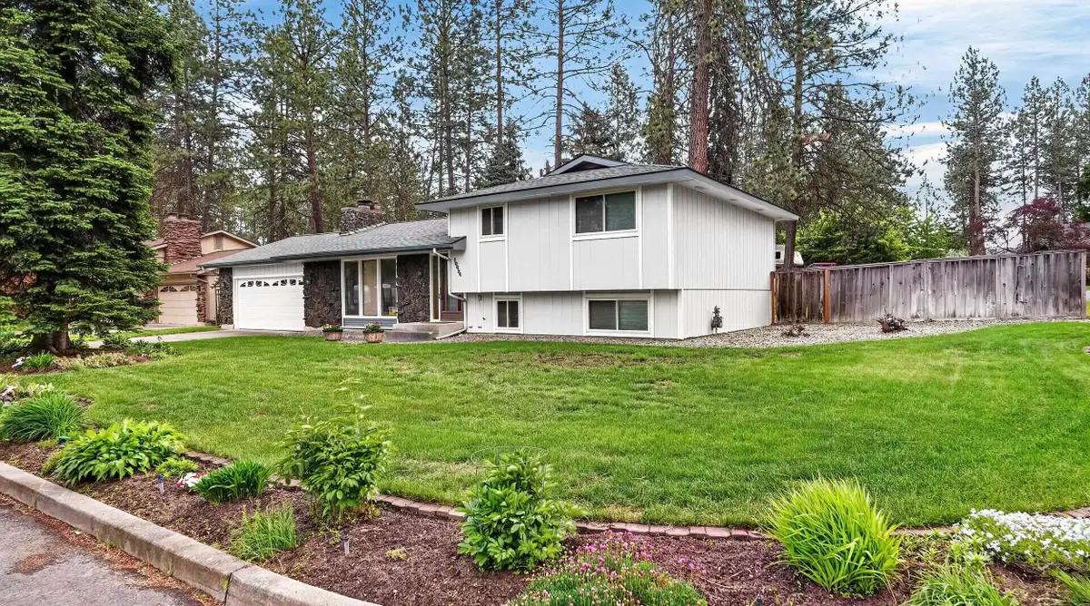 10624 N Humboldt Dr, Spokane, WA 99218 - #1