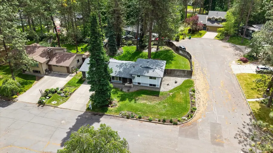 10624 N Humboldt Dr, Spokane, WA 99218 - #3
