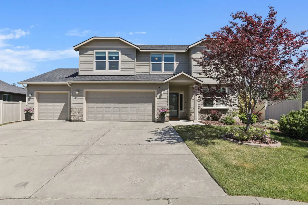 2217 S Lloyd Ct, Spokane, WA 99223 - #1