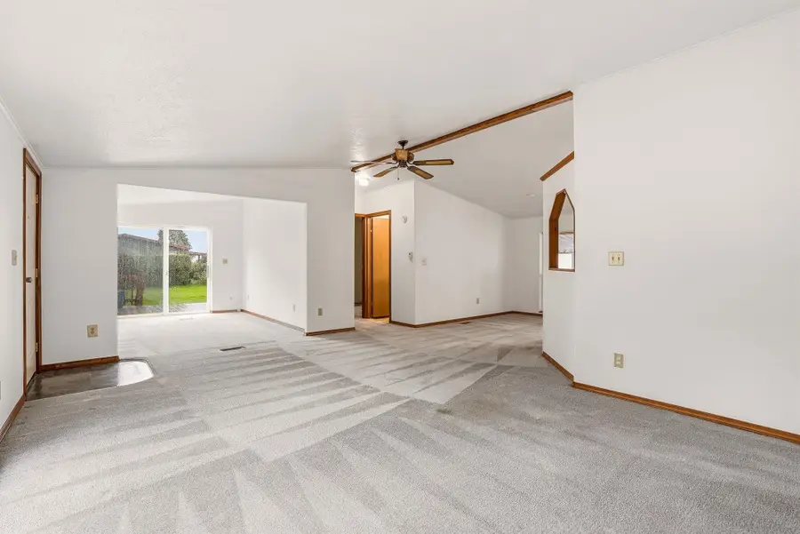 208 S Neyland Dr, Liberty Lake, WA 99019 - #2