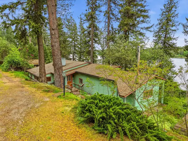 2026 E Sandy Beach Rd, Elk, WA 99009