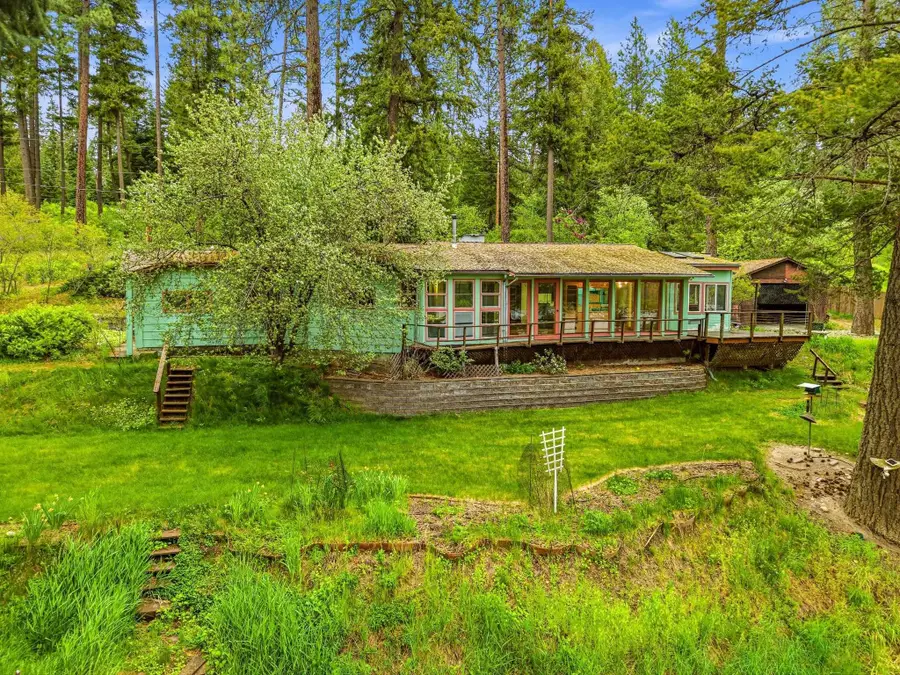 2026 E Sandy Beach Rd, Elk, WA 99009 - #3
