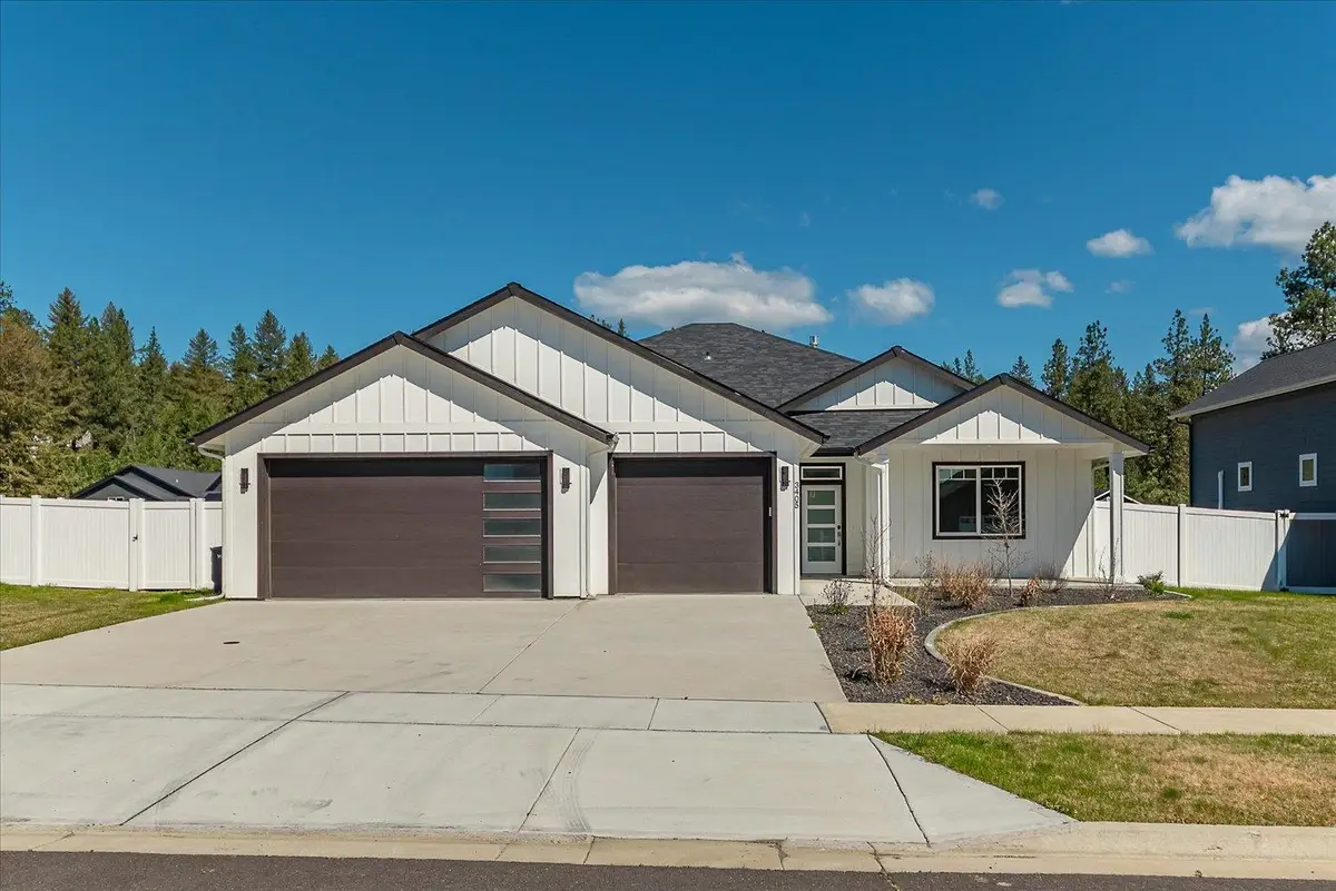 3405 E Yearling Rd, Chattaroy, WA 99003 - #1