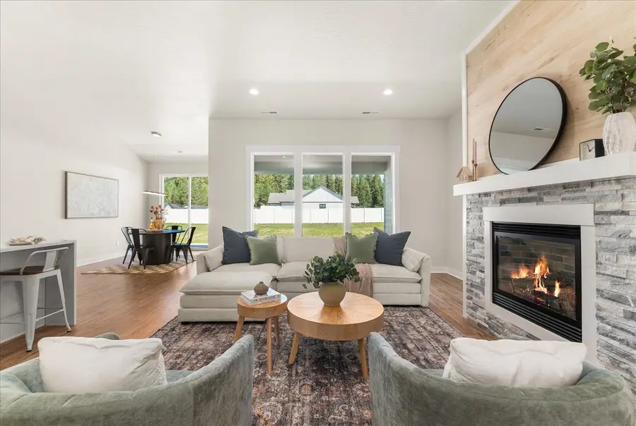 3405 E Yearling Rd, Chattaroy, WA 99003 - #3