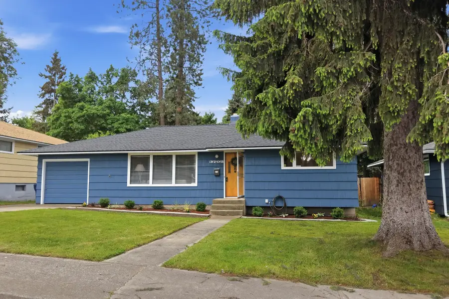 3702 E Congress Ave, Spokane, WA 99223 - #3