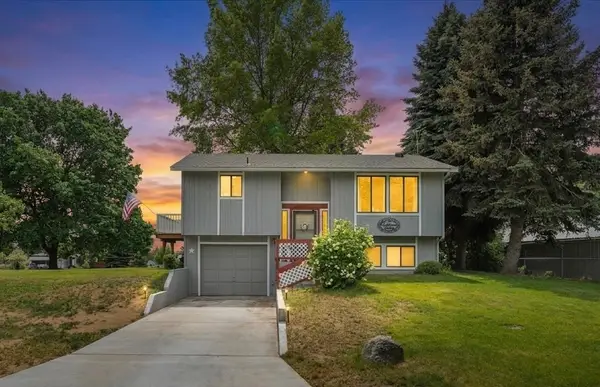 1514 E 4th St, Deer Park, WA 99006