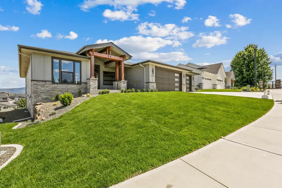 1519 S Steen Ln, Spokane Valley, WA 99037 - #2