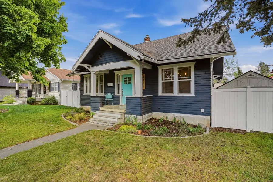 3811 S Sherman St, Spokane, WA 99203 - #2