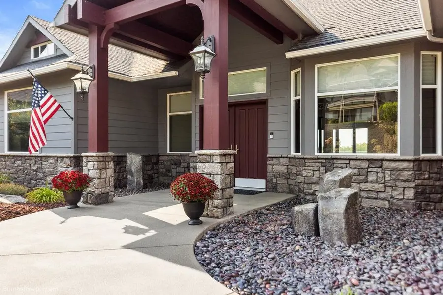 1305 N King James Ln, Liberty Lake, WA 99019 - #2
