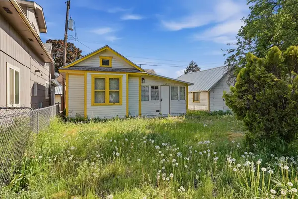 1127 W. Gordon Ave, Spokane, WA 99205