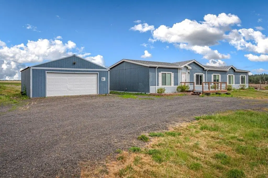 22922 W Mcfarlane Rd, Medical Lake, WA 99022 - #1