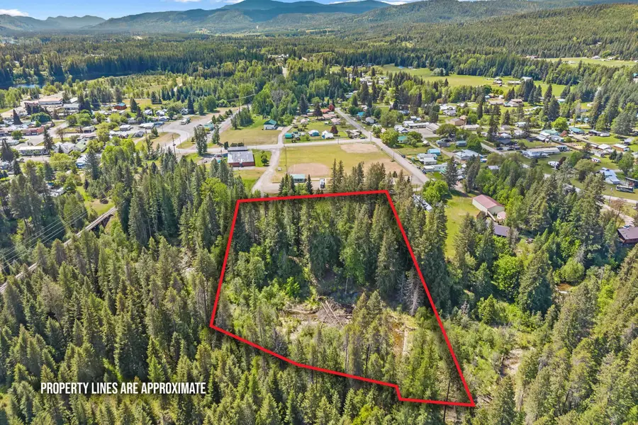 604 Grinnell St, Ione, WA 99139 - #2