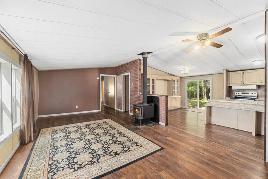 604 Grinnell St, Ione, WA 99139 - #3