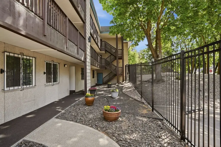 214 W 6th Ave #109, Spokane, WA 99204 - #3