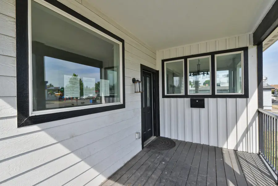 915 E Broad Ave, Spokane, WA 99207 - #2