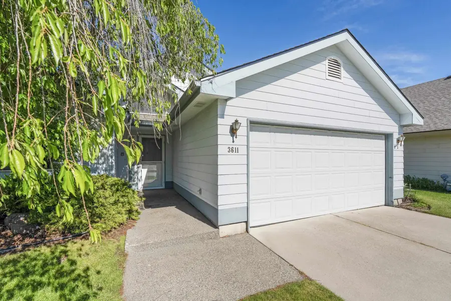 3611 E Baycourt Ln, Spokane, WA 99223 - #3