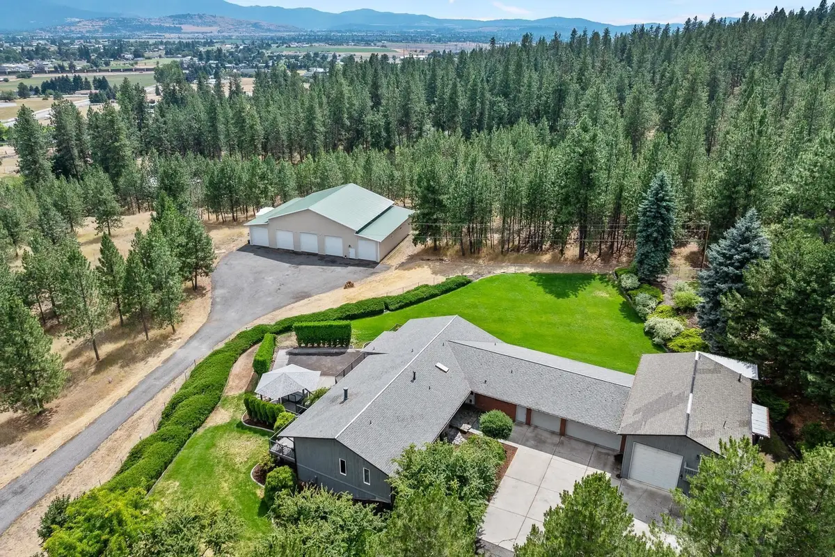 6127 N Campbell Rd, Otis Orchards, WA 99027 - #1