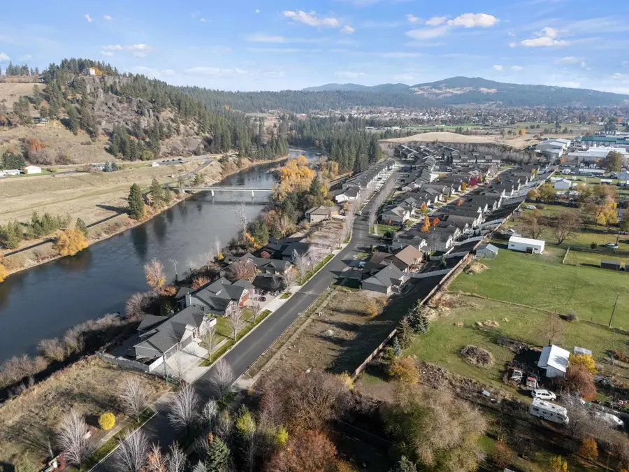 11422 E Coyote Rock Dr, Spokane Valley, WA 99206 - #3