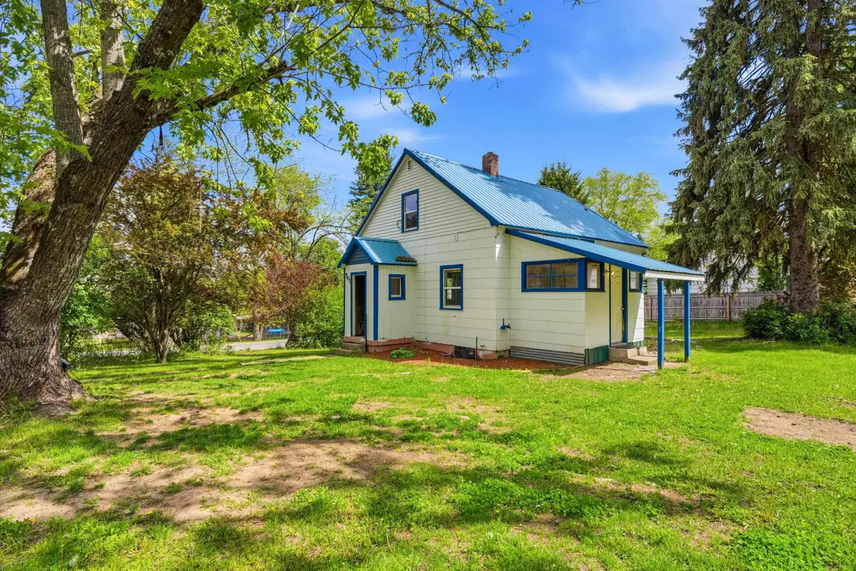 501 Larch St, Newport, WA 99156 - #1